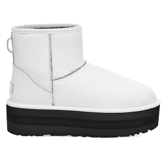 UGG Classic Mini Platform Matte Boot - Picture 3 of 11